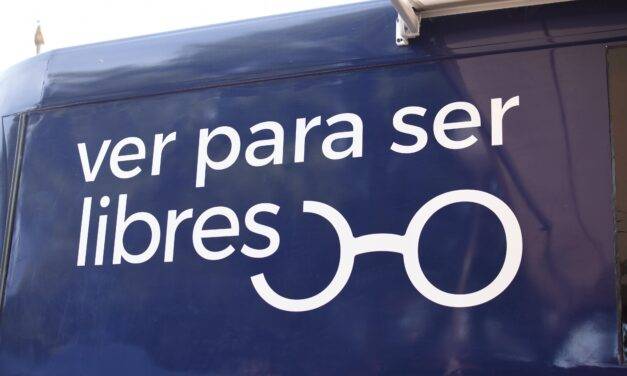 Río Cuarto lleva adelante el programa «Ver para Ser Libres» con controles oftalmológicos y entrega gratuita de lentes