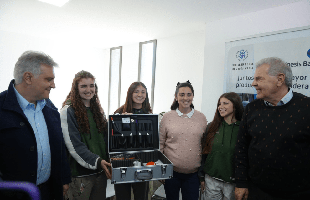 Se entregaron “Kits del Suelo” a escuelas agrotécnicas de Córdoba