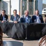 El intendente Guillermo de Rivas y el ministro Fernando Sibilla inauguraron el gas natural en el Parque Industrial del CECIS