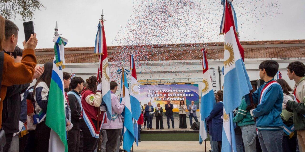 Más de 1.300 estudiantes juraron lealtad a la Bandera de Córdoba en el Galpón Blanco