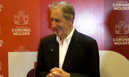 Esteban Busso fue distinguido por su trayectoria científica