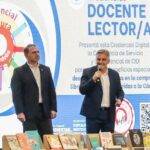 Llaryora encabezó la entrega de 50.000 libros para escuelas y espacios educativos