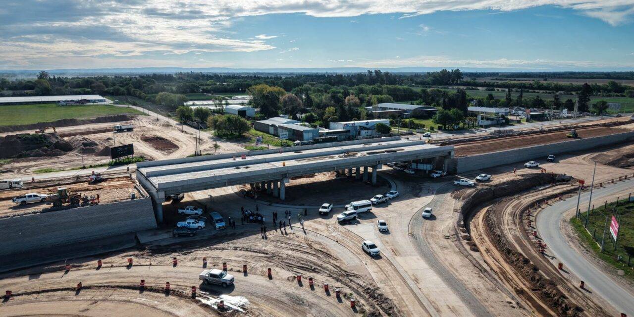 Llaryora recorrió las obras de la Circunvalación de Río Cuarto