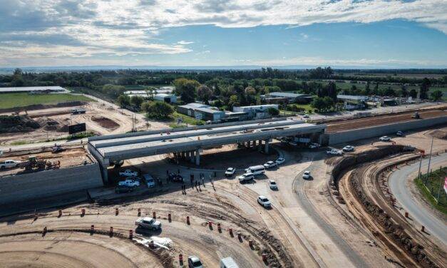 Llaryora recorrió las obras de la Circunvalación de Río Cuarto