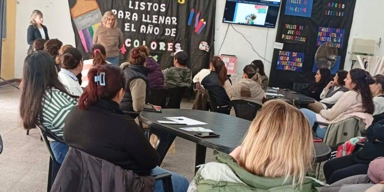 Villa Valeria reunió a familias y equipos educativos para reflexionar sobre las trayectorias escolares
