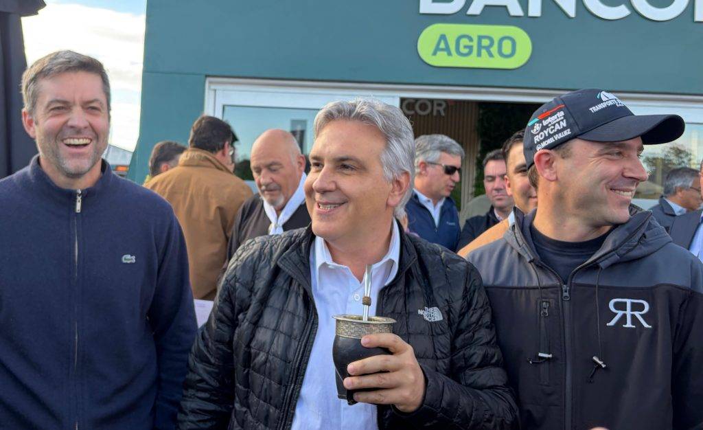 Llaryora anunció créditos por $30.000 millones para impulsar al sector agropecuario cordobés