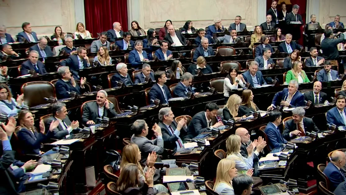 Milei envía al Congreso el Presupuesto 2027 en medio de las negociaciones con gobernadores