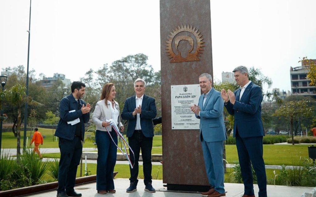 En Córdoba, Llaryora y Schiaretti habilitaron el Parque “Papa León XIV”