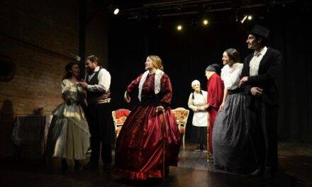 Estrenan «Aviso a las solteras»