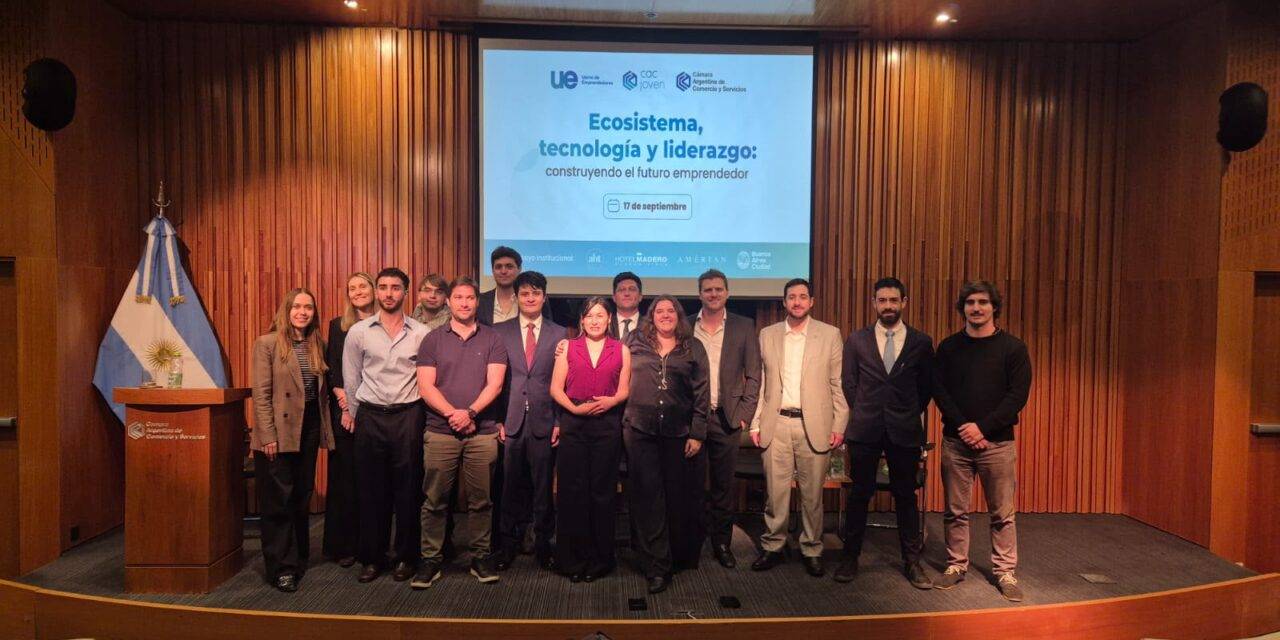 Emprender con IA en el país: qué tareas ya delegan las empresas y cuáles siguen en manos humanas