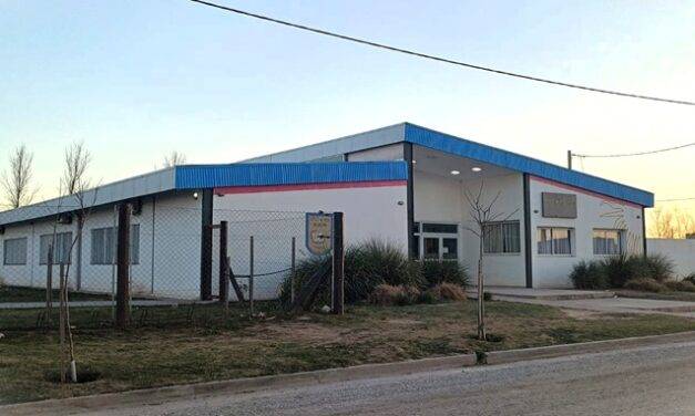 El IPET N° 409 de Ucacha fue oficialmente nombrado “Héroes de Malvinas”