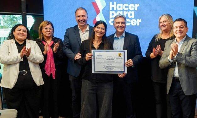 Llaryora reconoció a 60 Escuelas Precursoras que impulsan la transformación educativa en Córdoba
