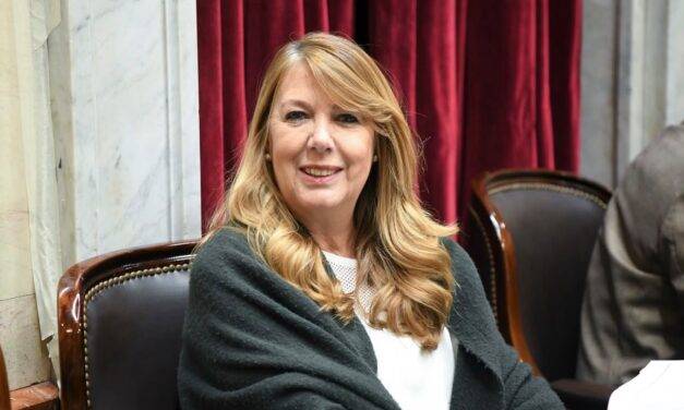 Alejandra Torres no dio quórum y su ausencia generó cuestionamientos