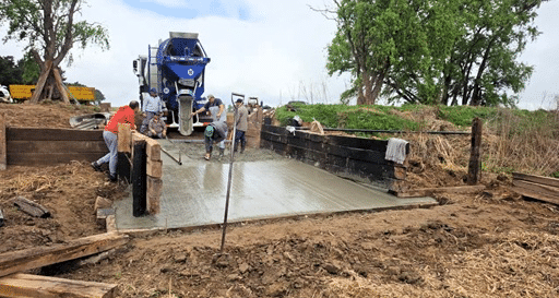 El Club Alas Coloradas de Ucacha se prepara para recuperar el espejo de agua de su laguna