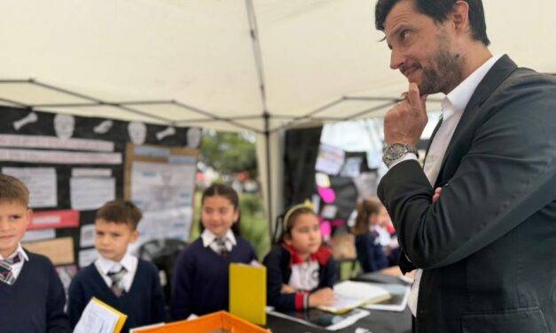 Villa Nueva vivió una gran jornada educativa con la Feria de Ciencias y la Feria del Libro 2026.