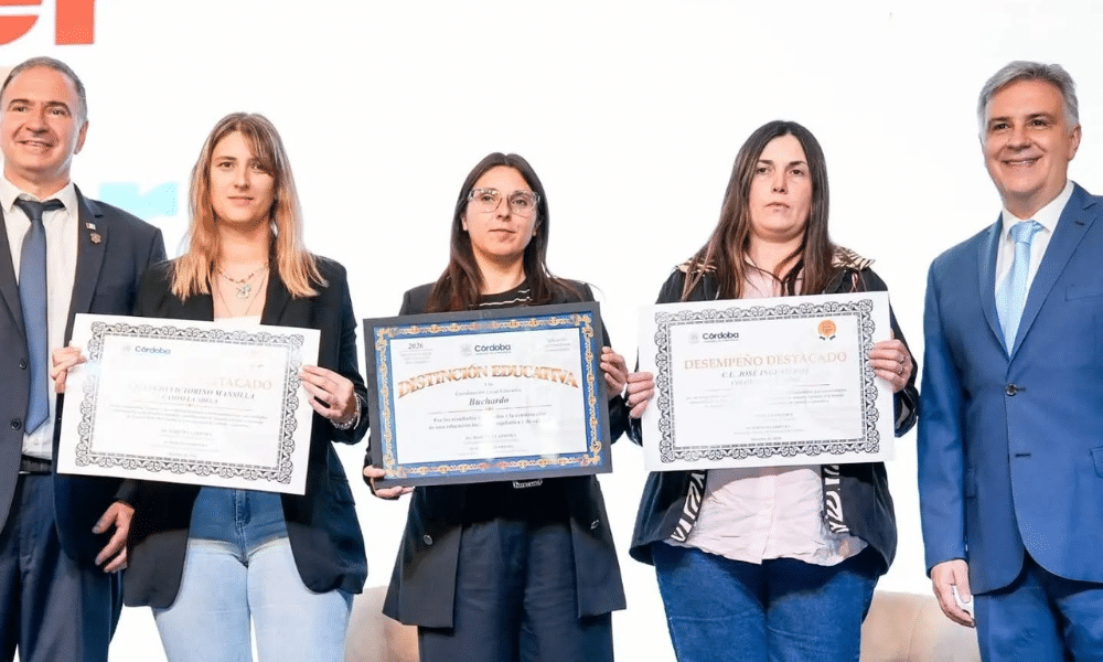Buchardo recibió una distinción provincial por su trabajo en educación