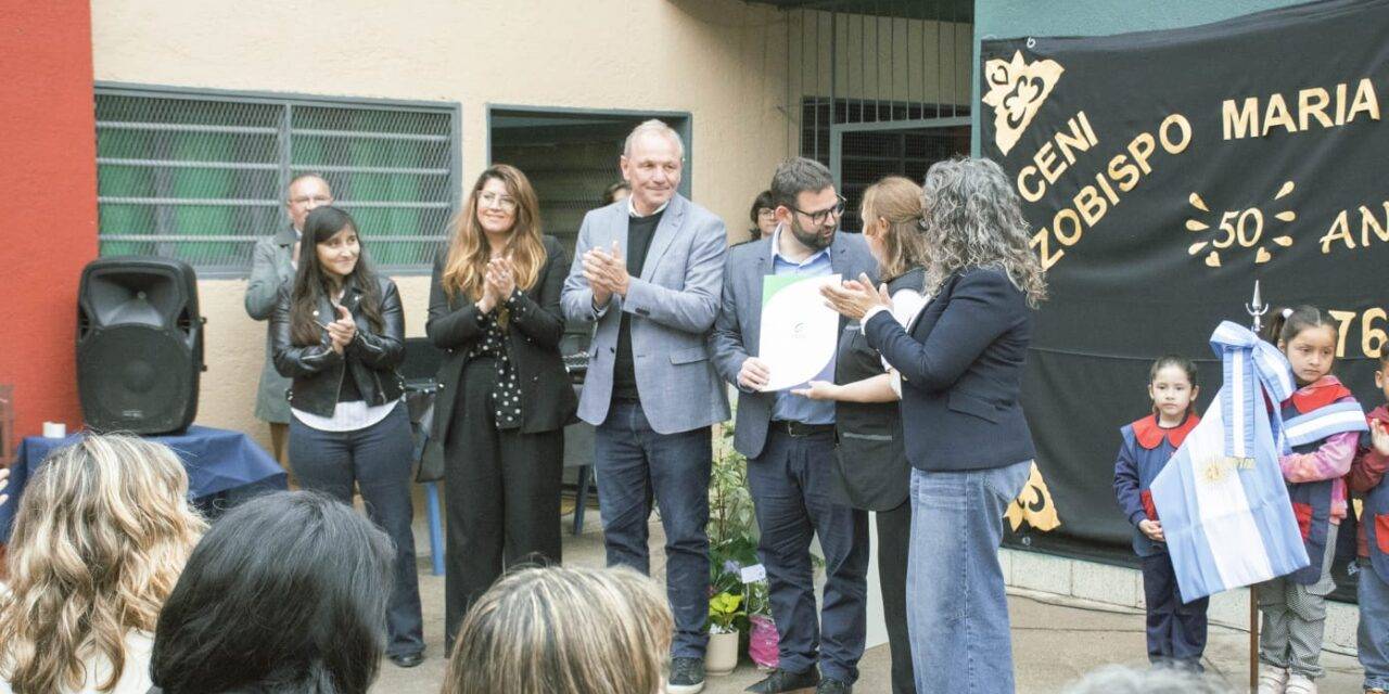 De Rivas participó de los festejos por los 50 años de la Escuela Arzobispo Mariano Espinosa en Barrio Alberdi