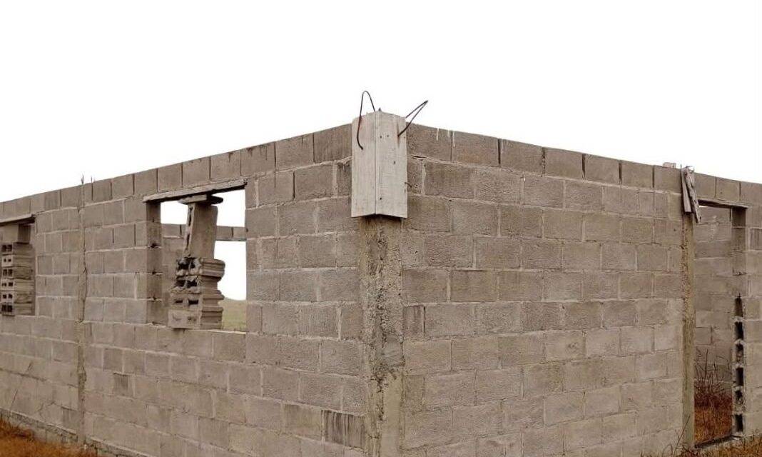 Olaeta acompaña a vecinos en sus proyectos de construcción