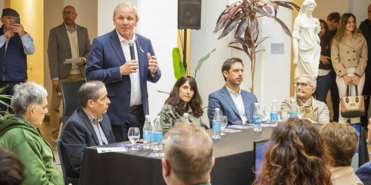 De Rivas encabezó la presentación de la 22ª edición de la Feria del Libro Juan Filloy: «Leer es un acto poético»