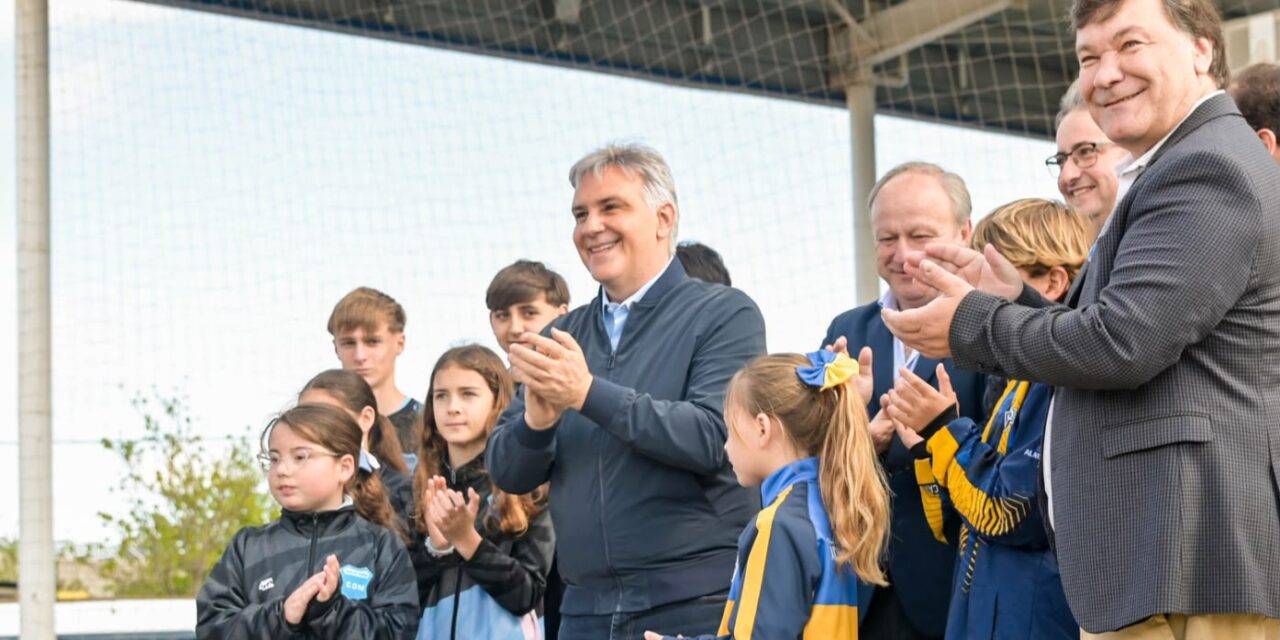 Adelia María: Llaryora inauguró un polideportivo y anunció obras para la localidad