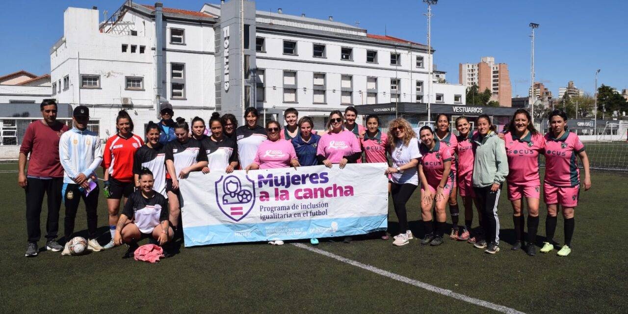 Comenzó la Copa Córdoba Rosa, una propuesta que une deporte y concientización sobre el cáncer de mama