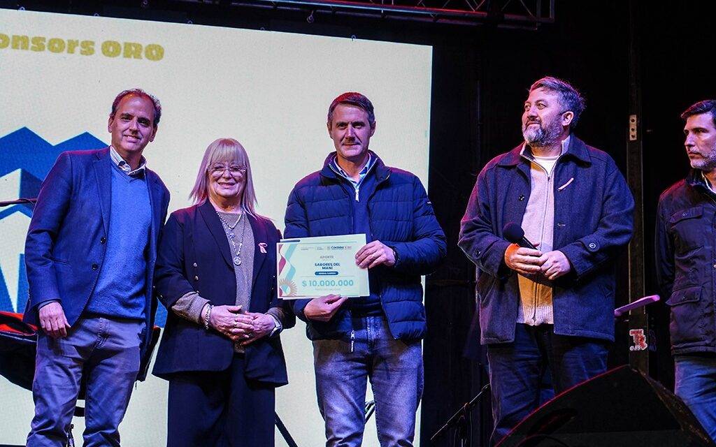 En la 12ª Fiesta Provincial del Maní, inauguraron el Polideportivo Social de General Cabrera