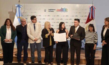 Presentaron un nuevo libro sobre protocolo institucional