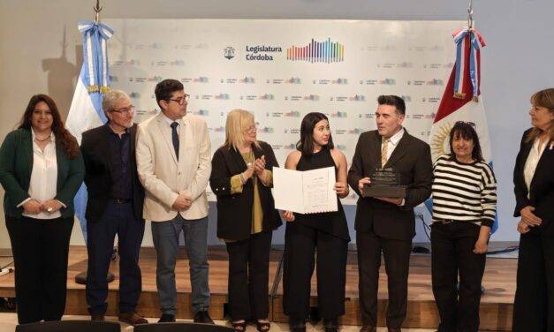 Presentaron un nuevo libro sobre protocolo institucional