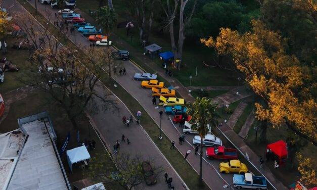 Villa Nueva vivió una fiesta fierrera histórica con más de 500 vehículos y 15 mil visitantes