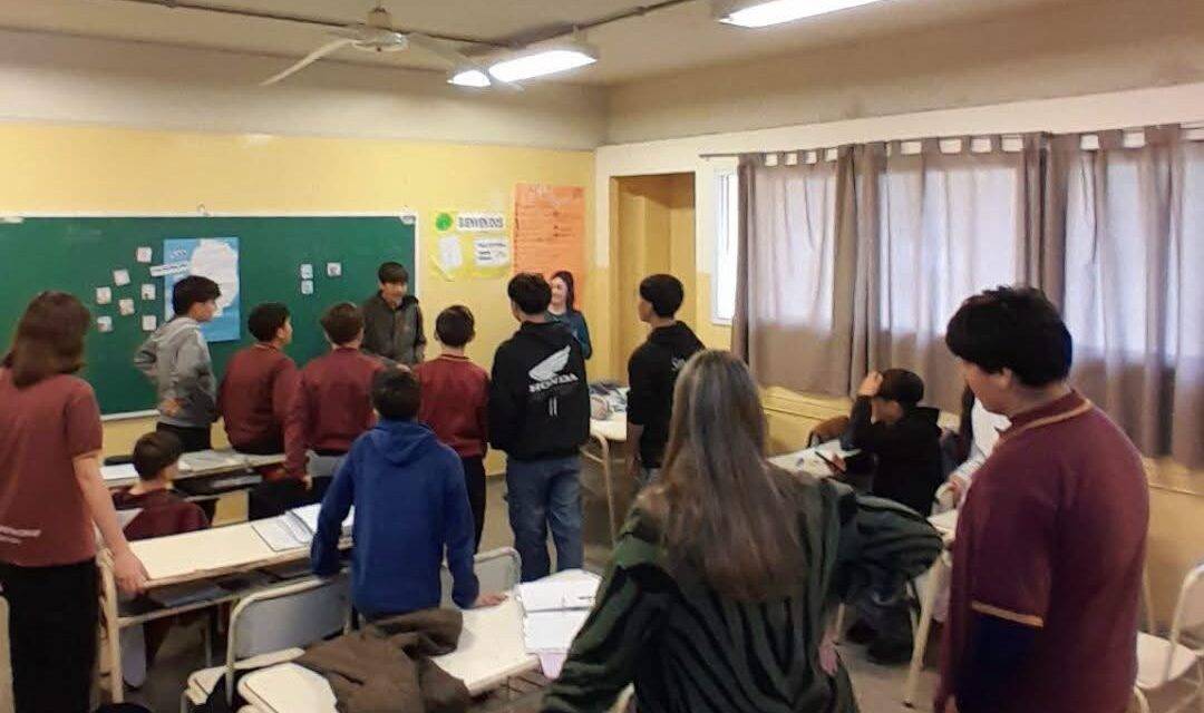 Jovita recibió nuevos libros para fortalecer las trayectorias educativas