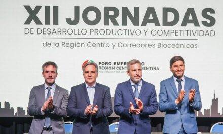Llaryora volvió a reclamar un plan de infraestructura para potenciar el desarrollo del interior productivo